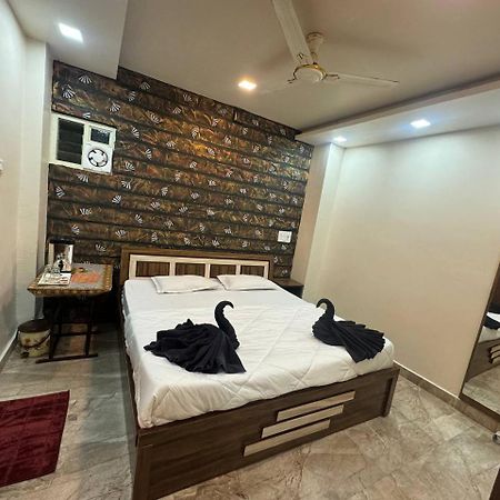 Hotel Shreeji Residency Pachmarhī Buitenkant foto