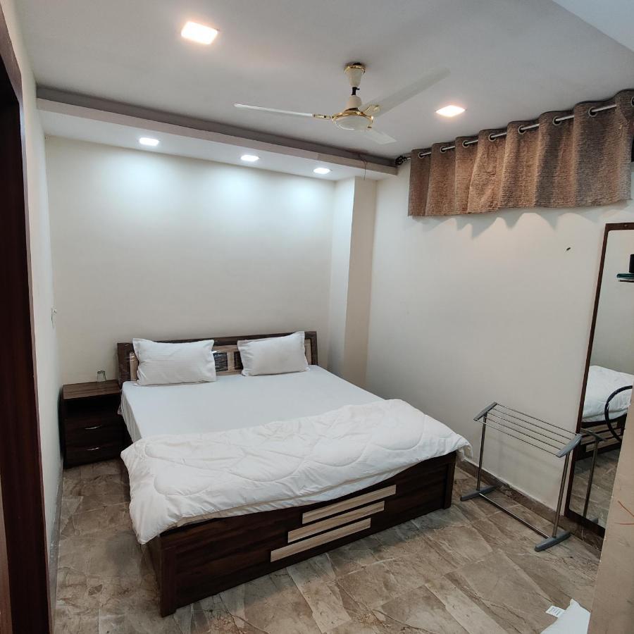 Hotel Shreeji Residency Pachmarhī Buitenkant foto