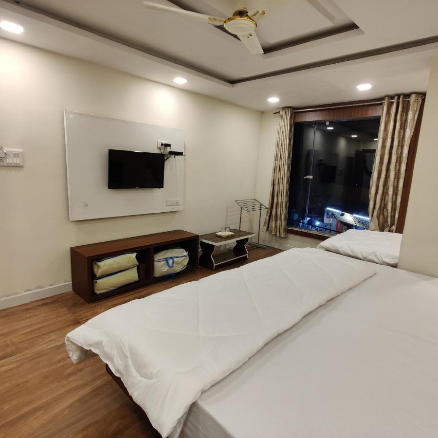 Hotel Shreeji Residency Pachmarhī Buitenkant foto